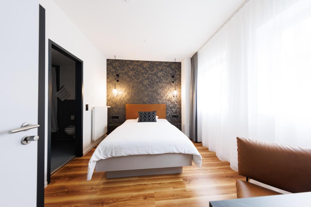 Internationales Studierendenhotel สตุตการ์ต ภายนอก รูปภาพ