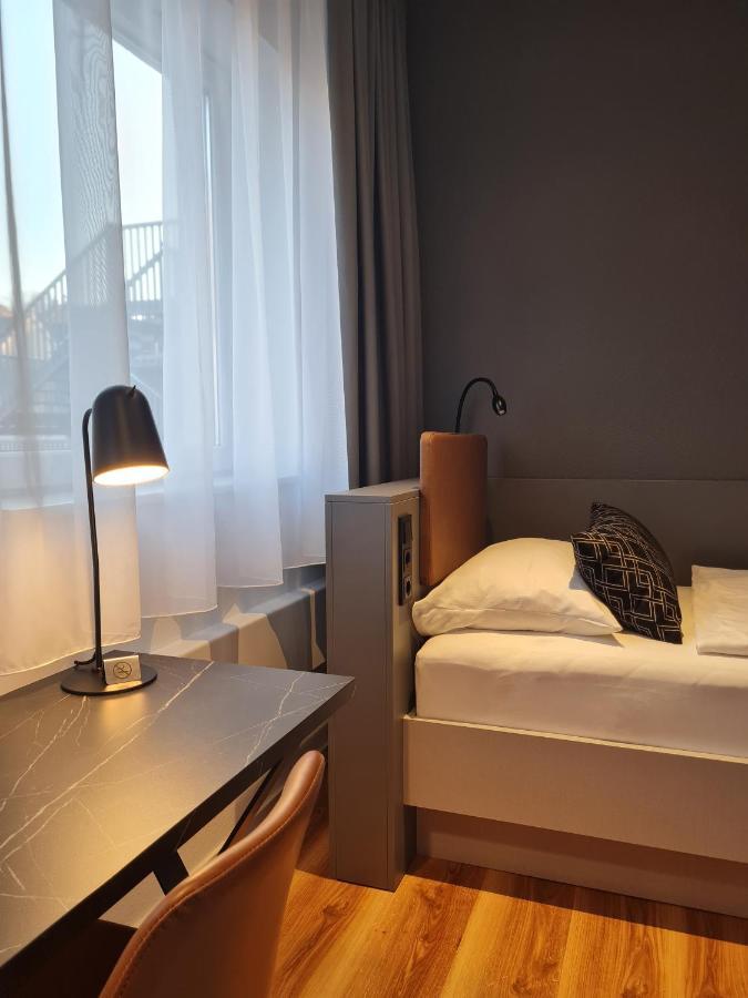Internationales Studierendenhotel สตุตการ์ต ภายนอก รูปภาพ