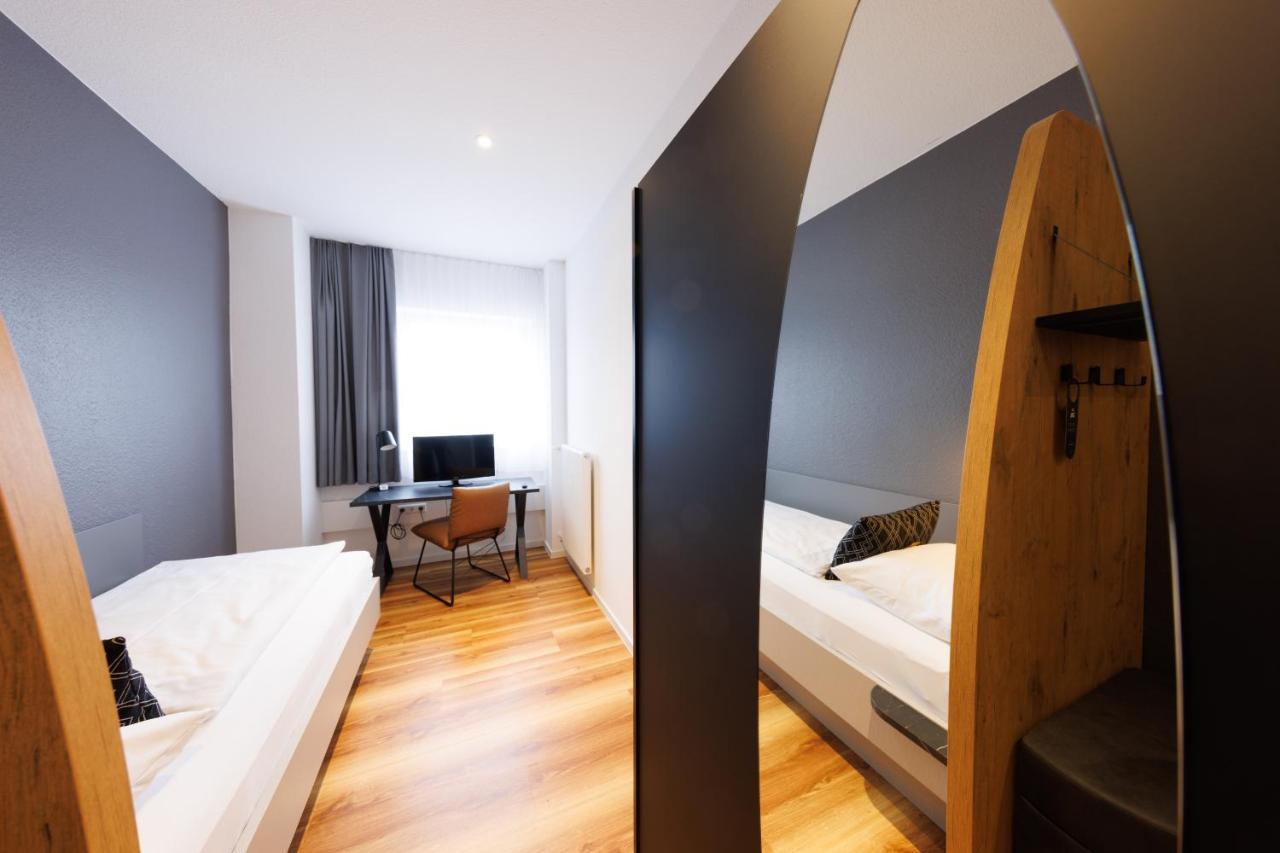 Internationales Studierendenhotel สตุตการ์ต ภายนอก รูปภาพ