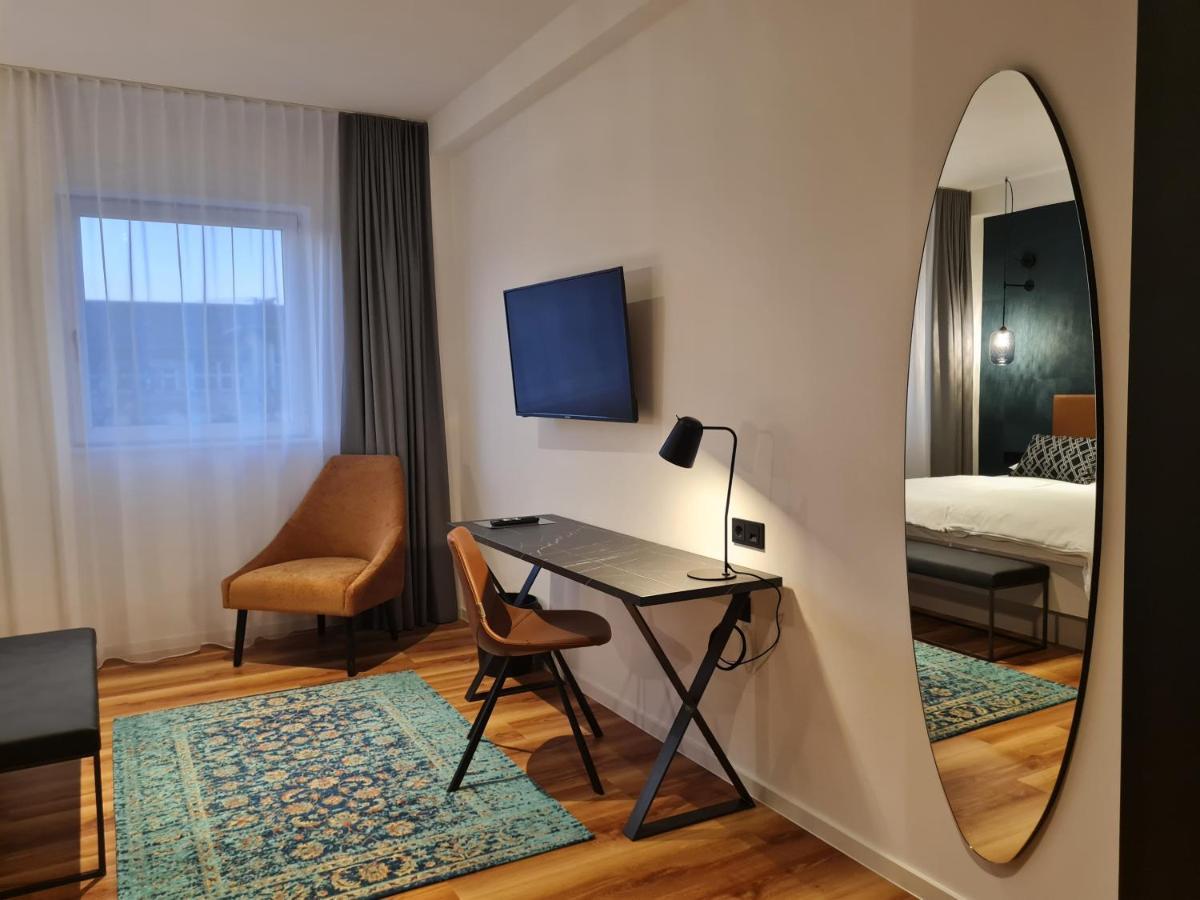 Internationales Studierendenhotel สตุตการ์ต ภายนอก รูปภาพ
