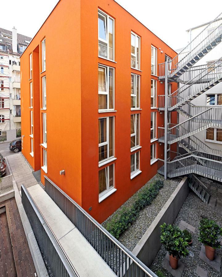Internationales Studierendenhotel สตุตการ์ต ภายนอก รูปภาพ