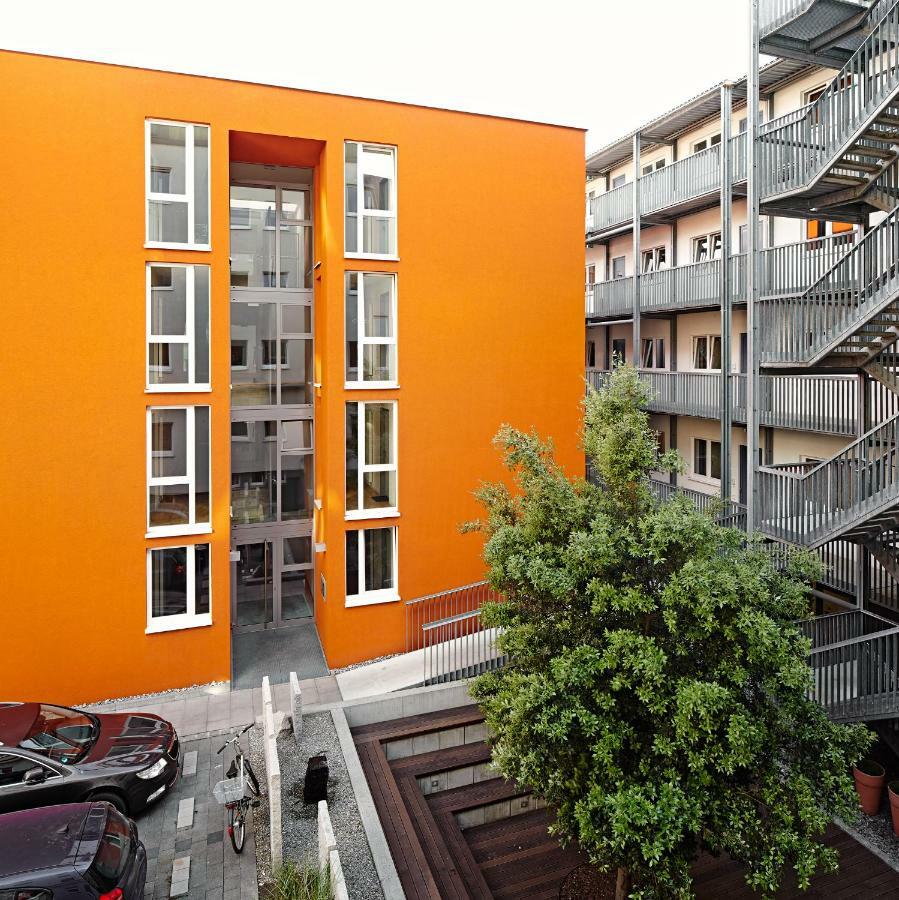 Internationales Studierendenhotel สตุตการ์ต ภายนอก รูปภาพ